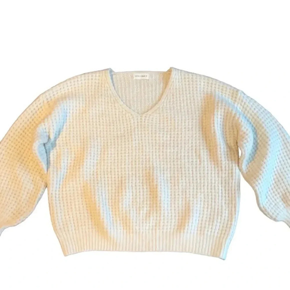 Luca + Grae V neck sweater Cream Waffle weave Soft Cozy Comfy Women’s size M - Picture 9 of 9